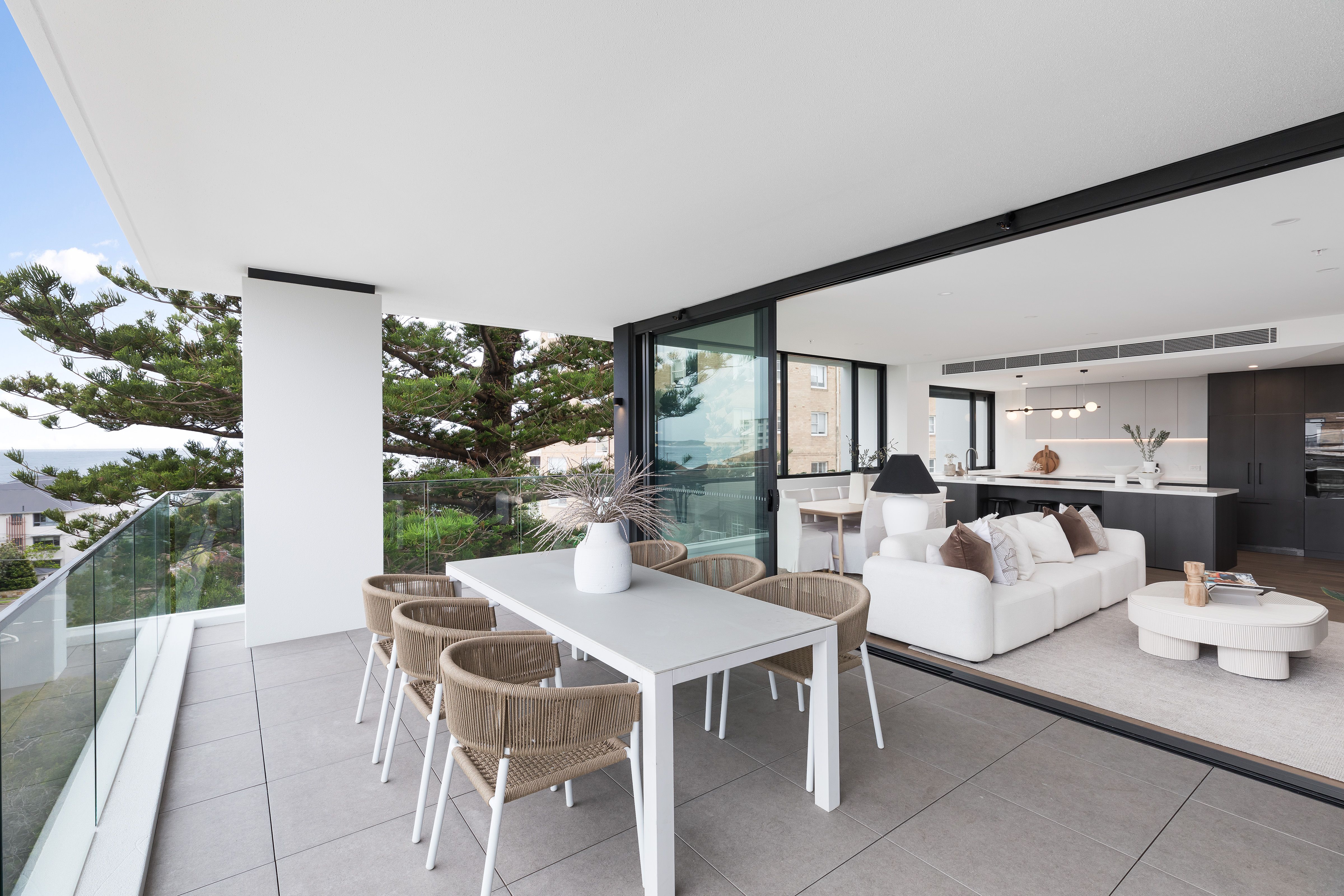 KALM 302/11a Coast Avenue CRONULLA 2230