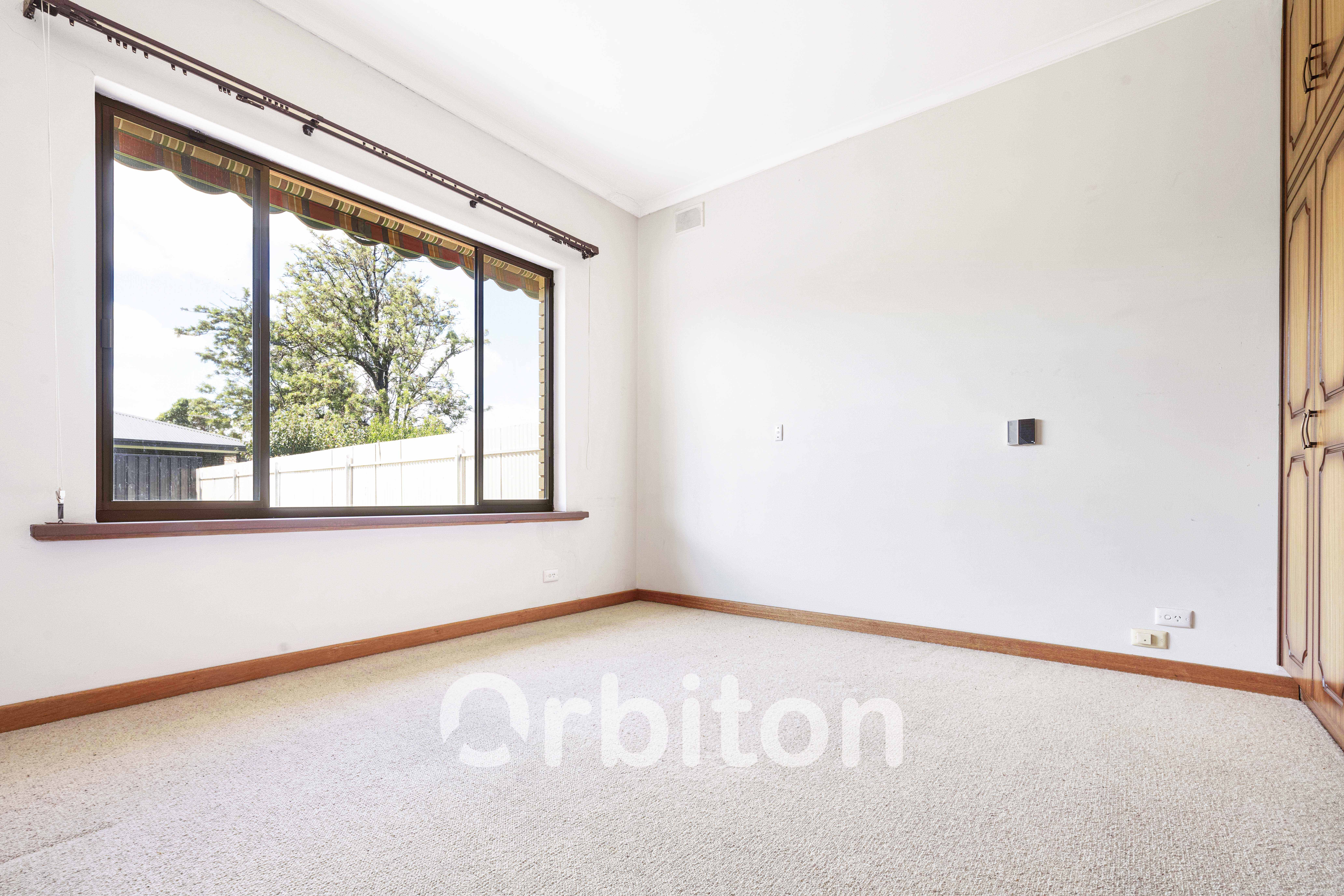 4 Lachlan Ave, Woodville West SA 5011