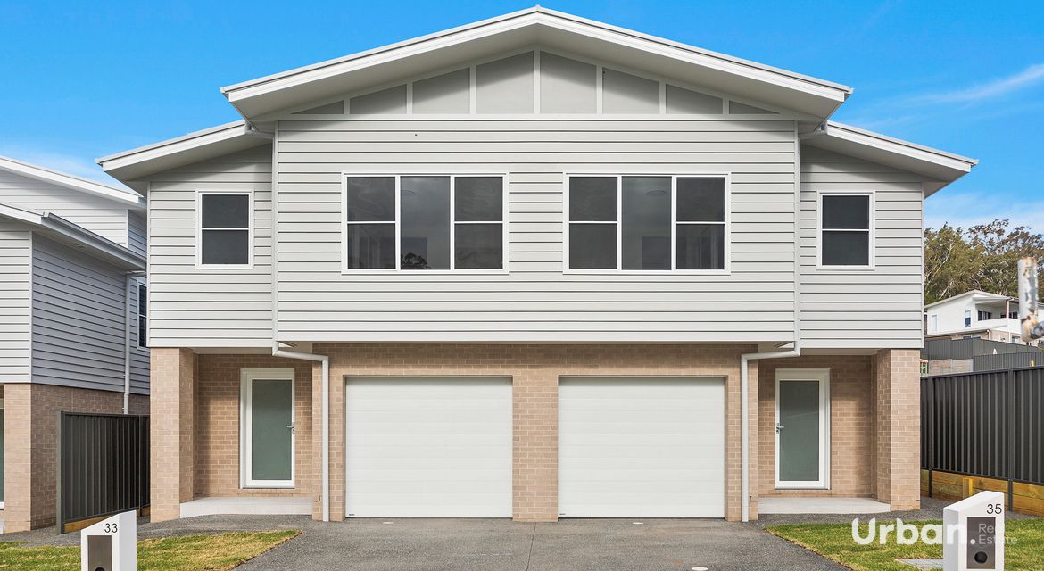 Tullimbar 31 Foxground Parade