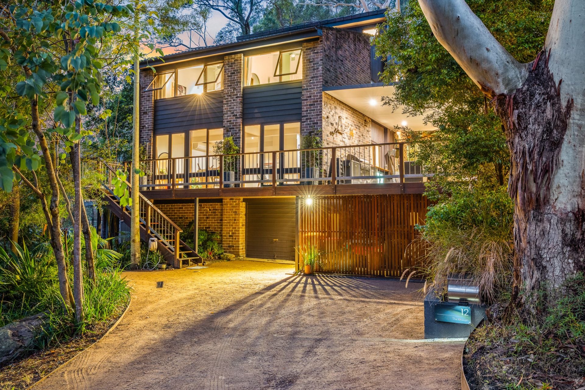 12 Greenhaven Road, Grays Point, Grays Point - Thumbnail 2
