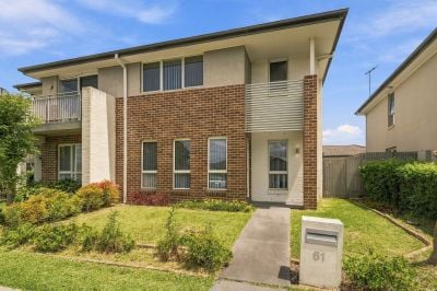 Elizabeth Hills 61 Rosebank Avenue