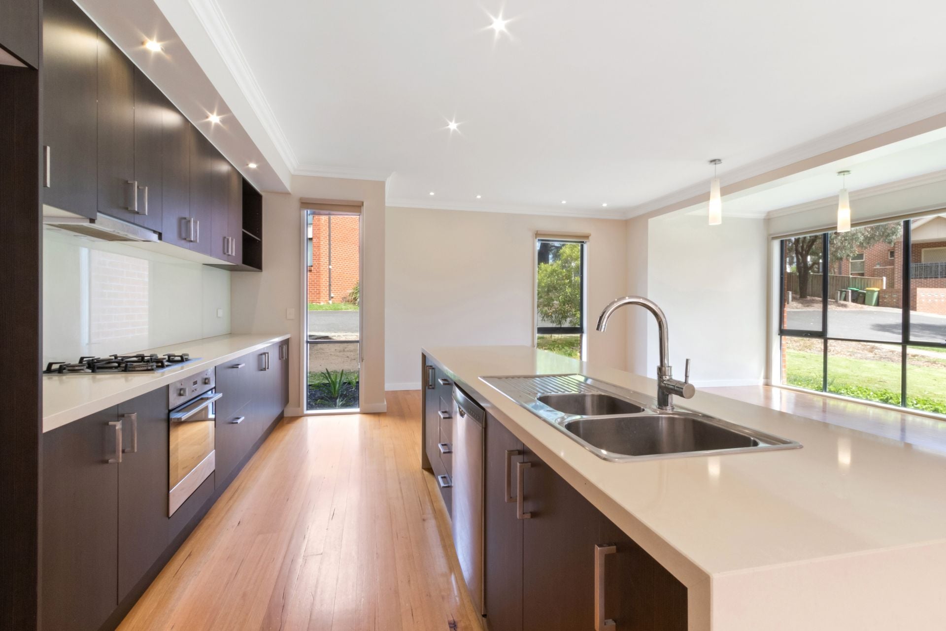 ULTRA SPACE LIVING!