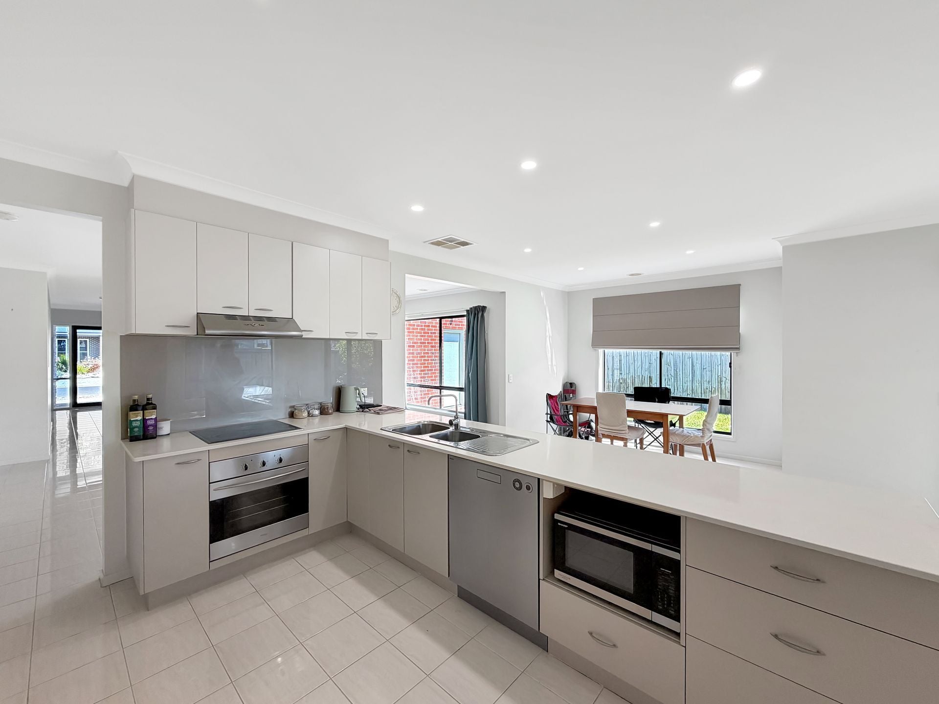 8 Rippleside Drive Torquay VIC, Torquay - Thumbnail 2
