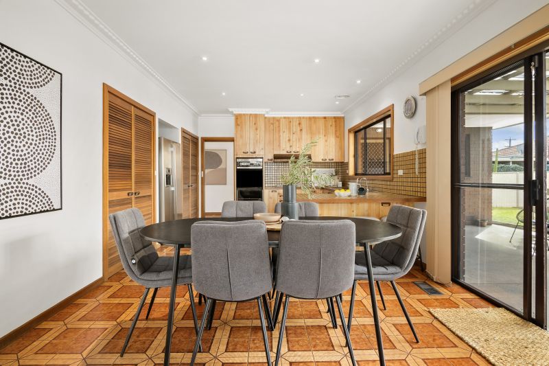 1 Redfern Close, Thomastown