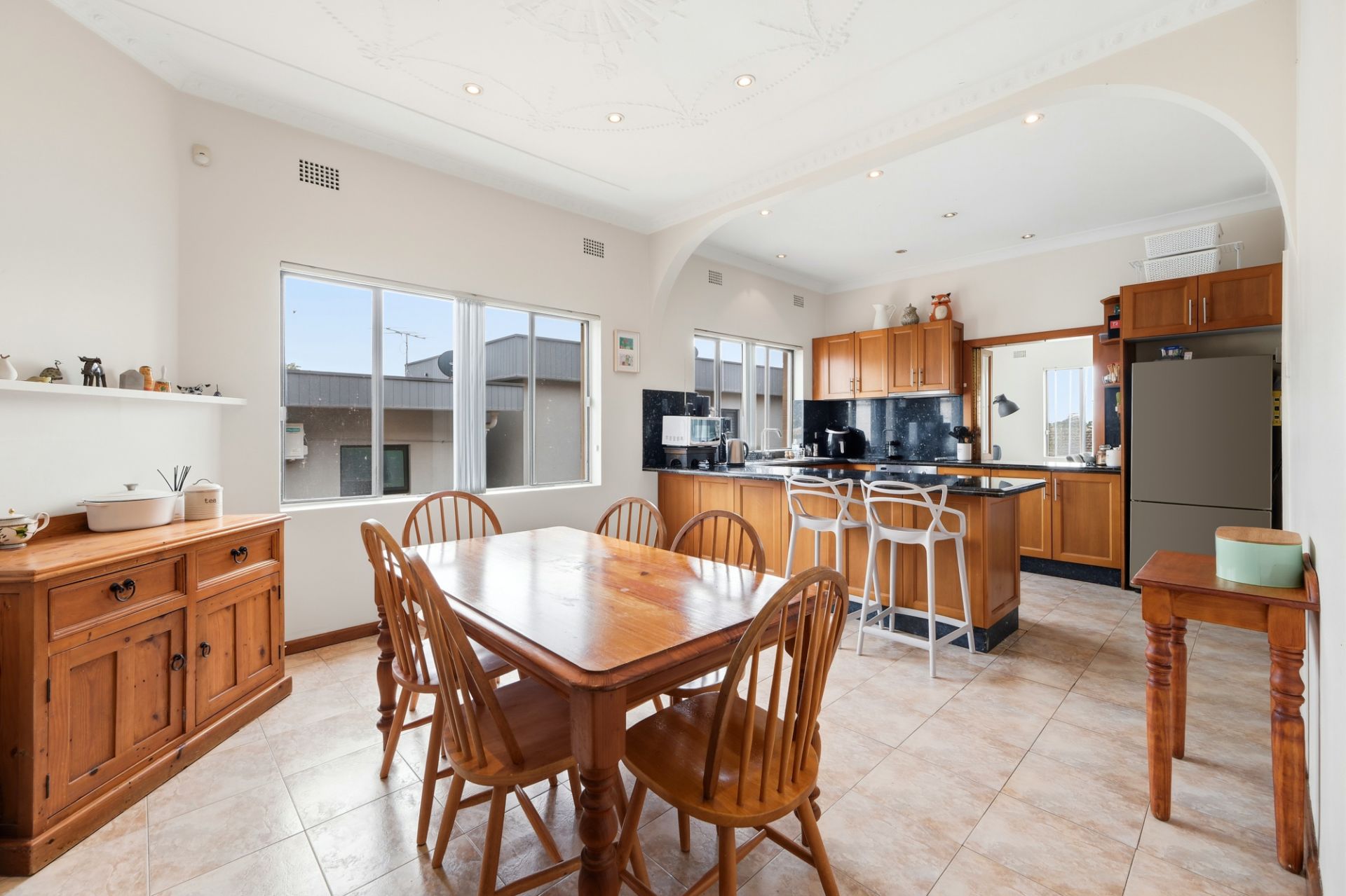 12 Benwerrin Avenue, Carss Park, Carss Park - Thumbnail 7