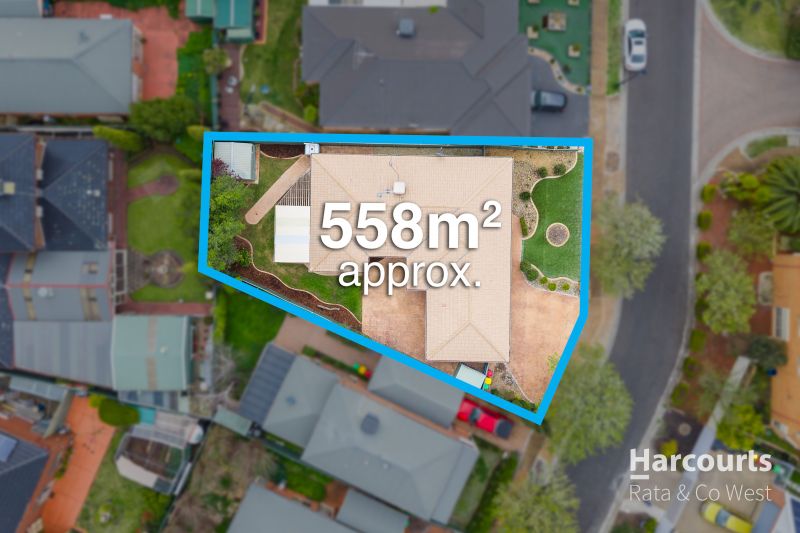 9 Northampton Crescent, Caroline Springs