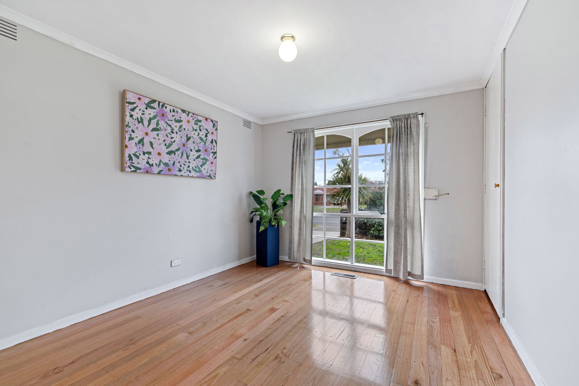 Charming Family Home in Epping