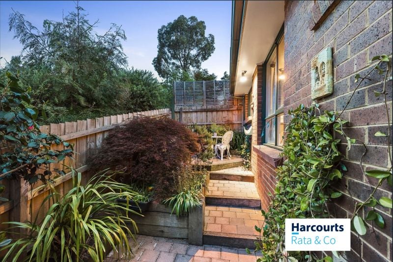 4/161 Main Road, Lower Plenty