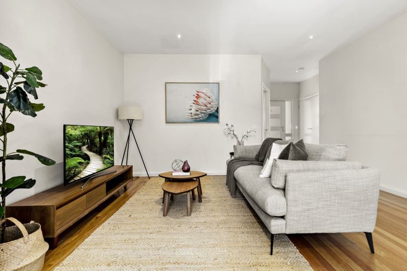 2/2 Westall Street, Thomastown