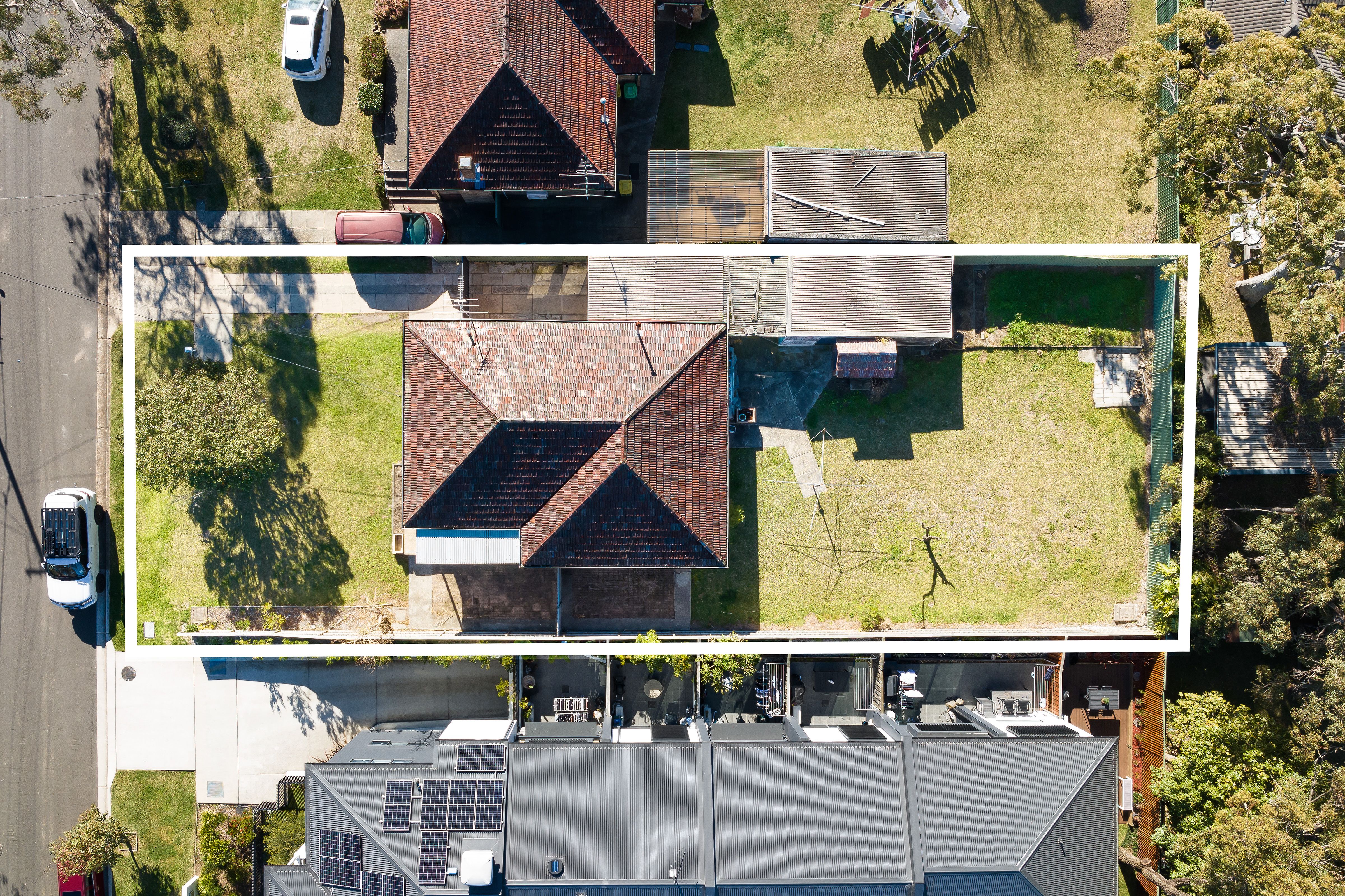 8 Mooki Street MIRANDA 2228