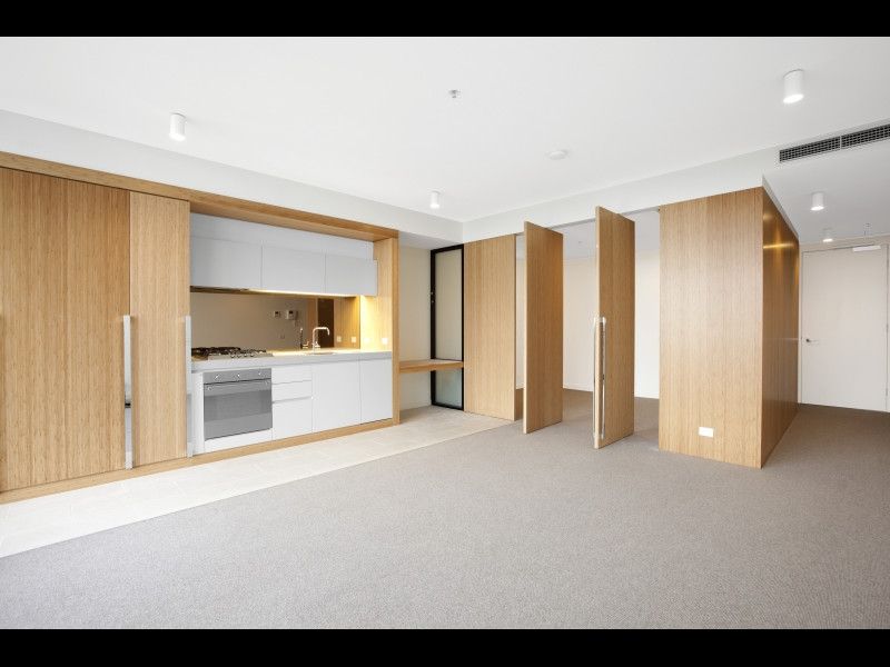 608/1 Clara Street, South Yarra - Thumbnail 4