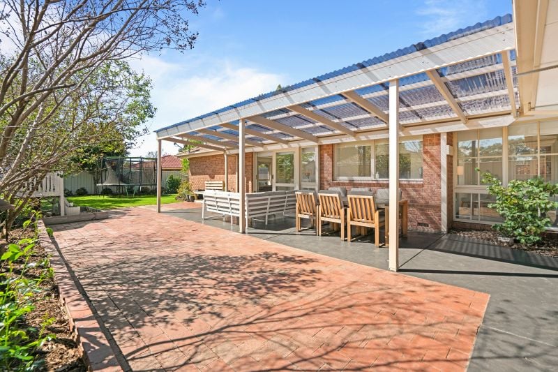 12 Axminster Drive, Craigieburn