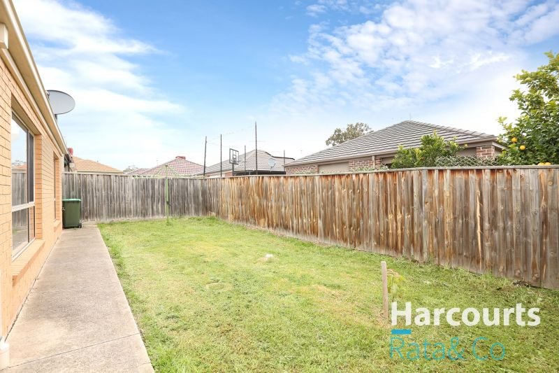 10 Friarbird Road, South Morang