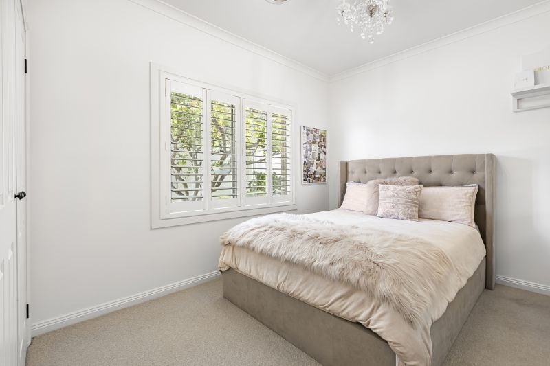 9 Cheviot Drive, Mill Park