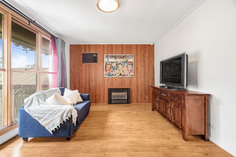 54 Acheron Avenue, Reservoir