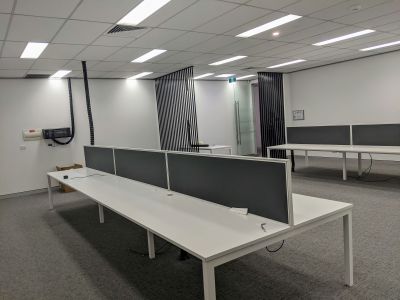 Turn key fitted offices with high car park ratio!