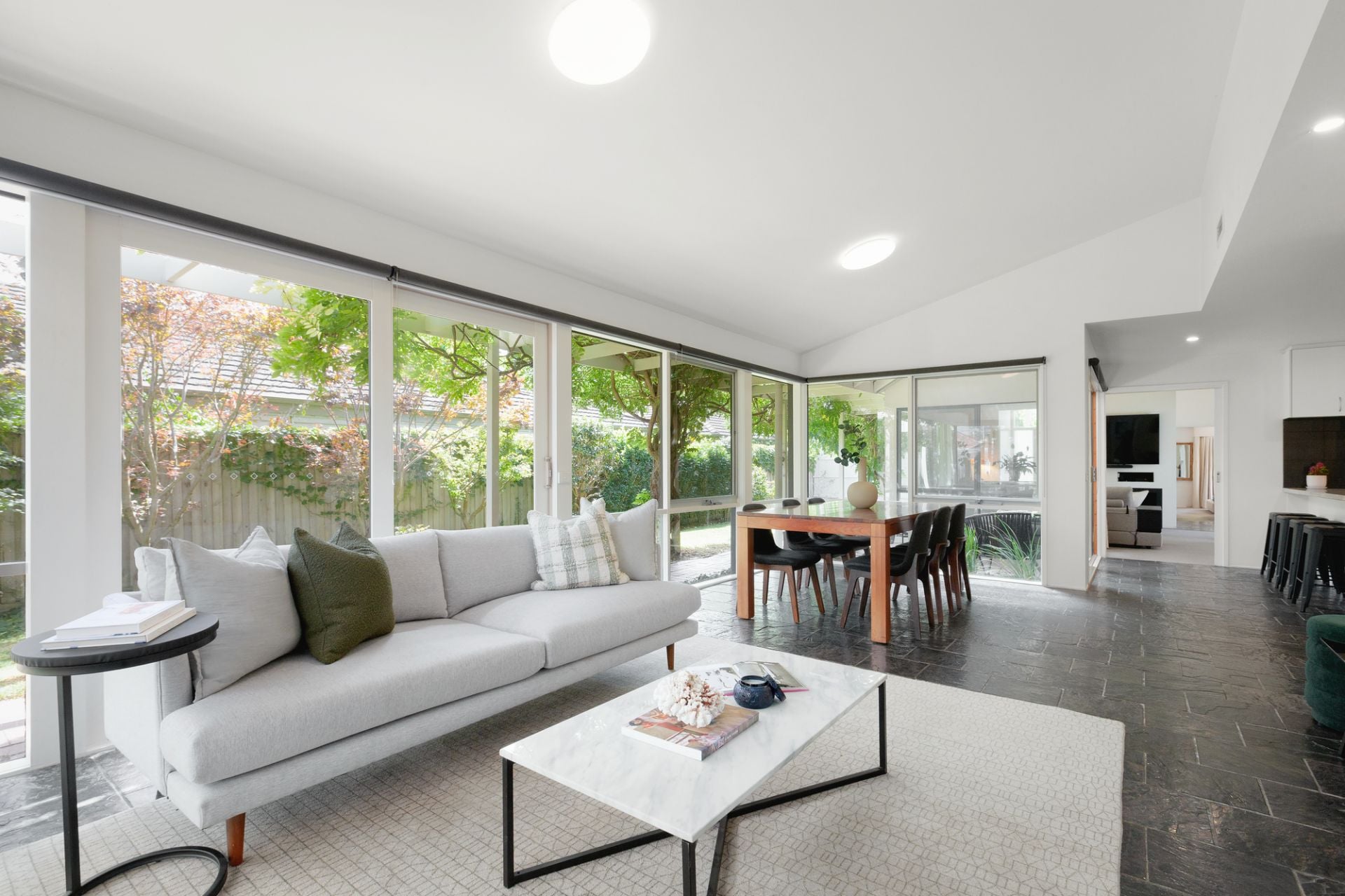 30 Middlesex Road, Surrey Hills, Surrey Hills - Thumbnail 6