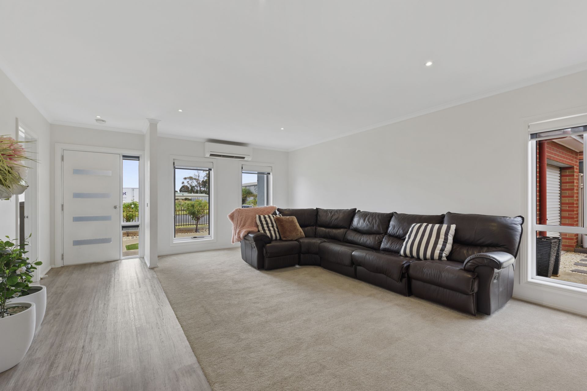 21 Hall Street White Hills VIC, Hills - Thumbnail 2