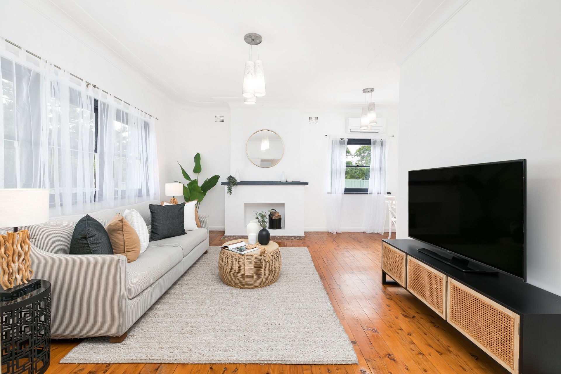 18 Harnleigh Avenue Woolooware NSW, Woolooware - Thumbnail 3