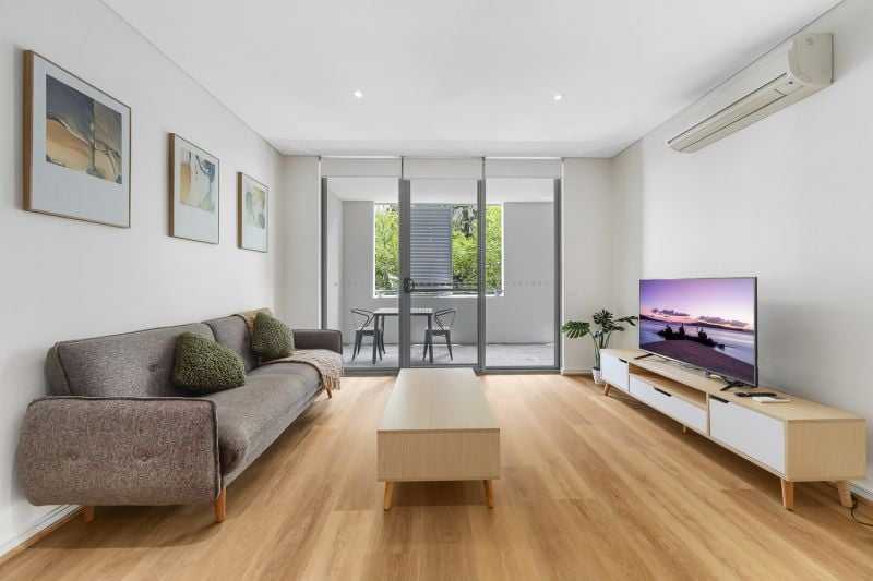 55/54A Blackwall Point Road, Chiswick