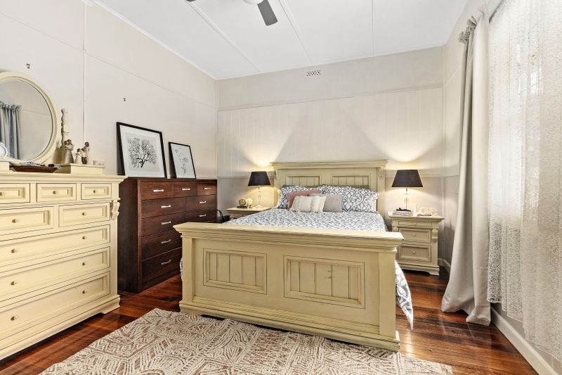 6 Gladstone Street, Reservoir