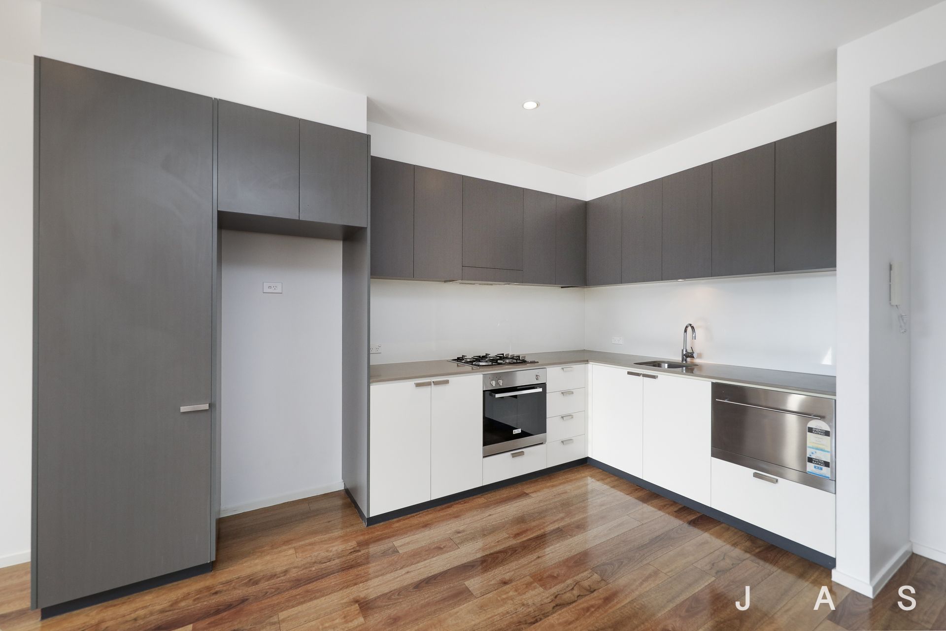 204/71 Henry Street Kensington VIC, Kensington - Thumbnail 6