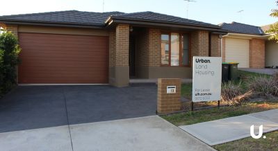 Glenmore Park 13 Blue View Terrace