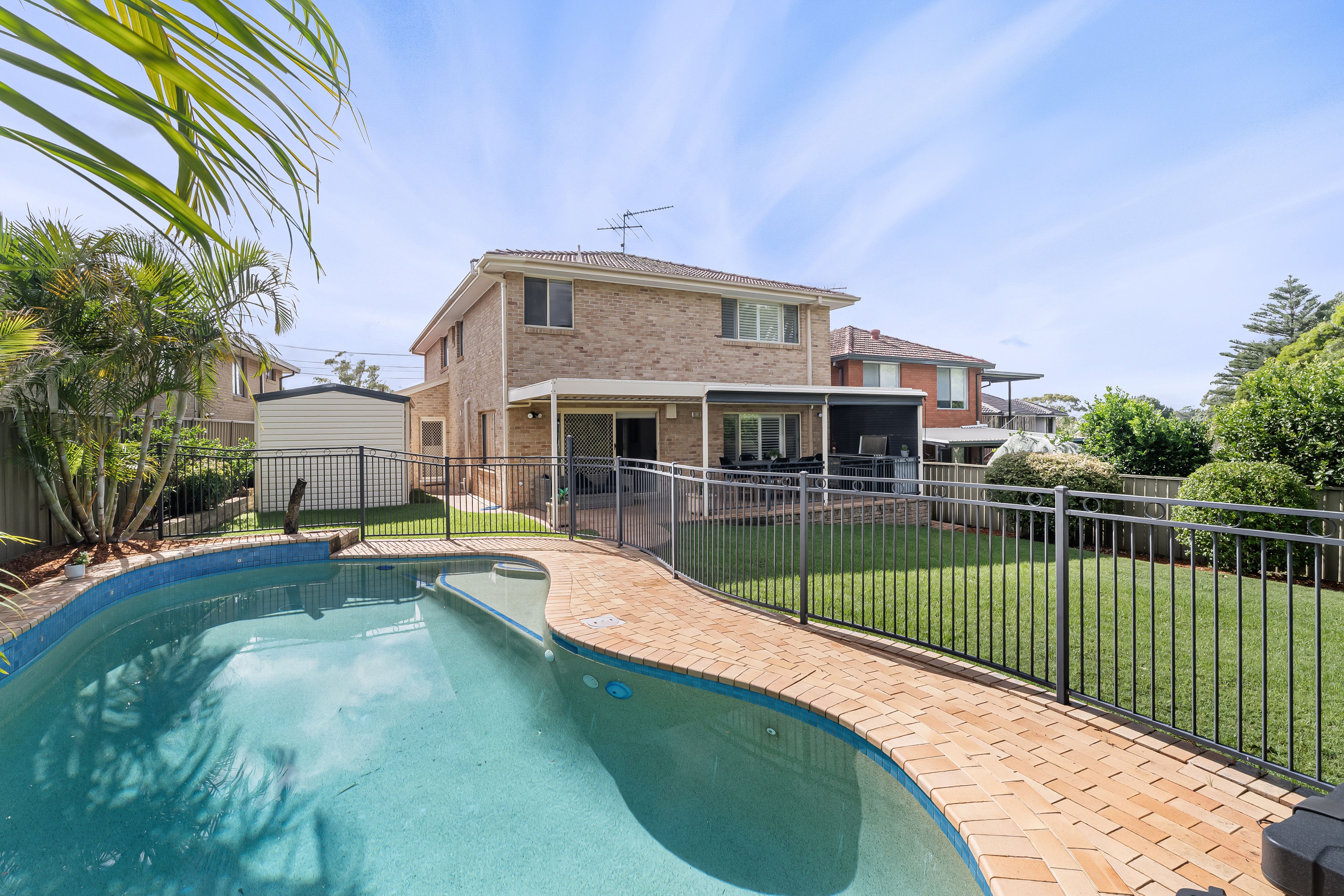 15 Bathurst Street Gymea 2227