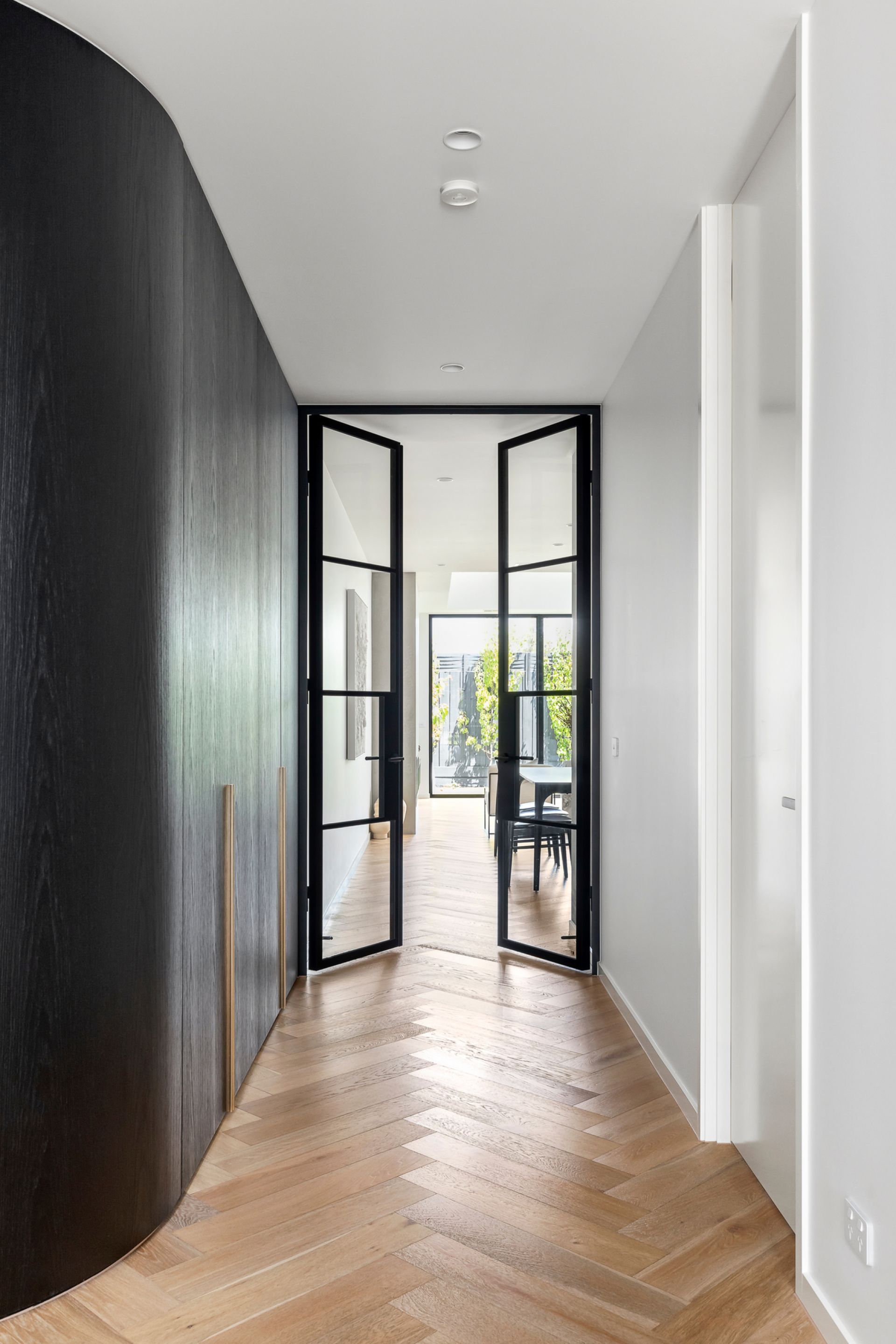 8 Mariemont Avenue, Beaumaris, Beaumaris - Thumbnail 8