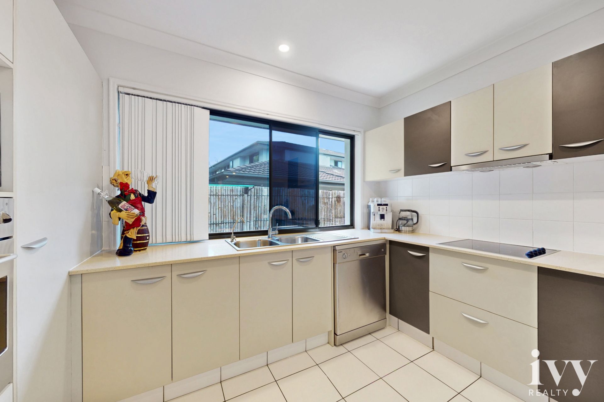 14/2 Catalina Way, Upper Coomera - Thumbnail 5