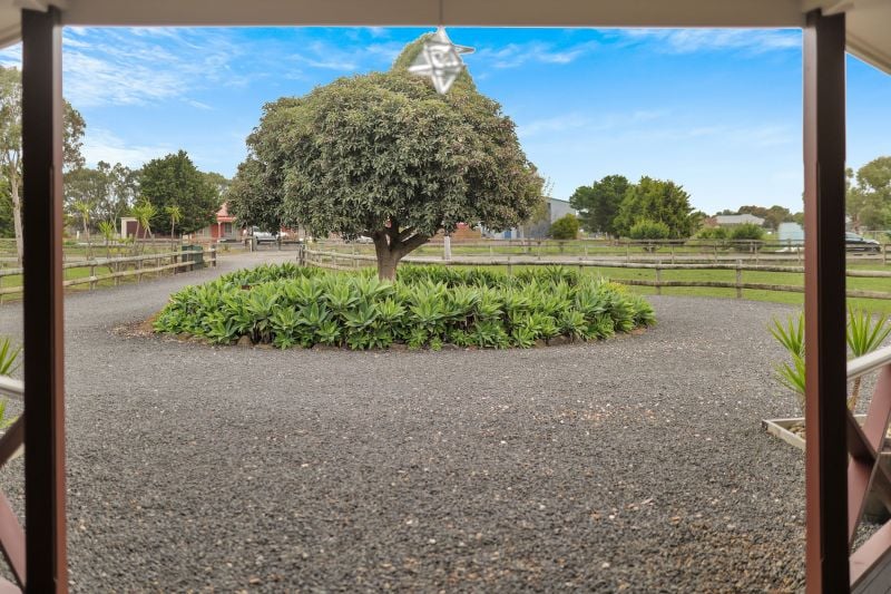 30 Forest Red Gum Drive, Mickleham