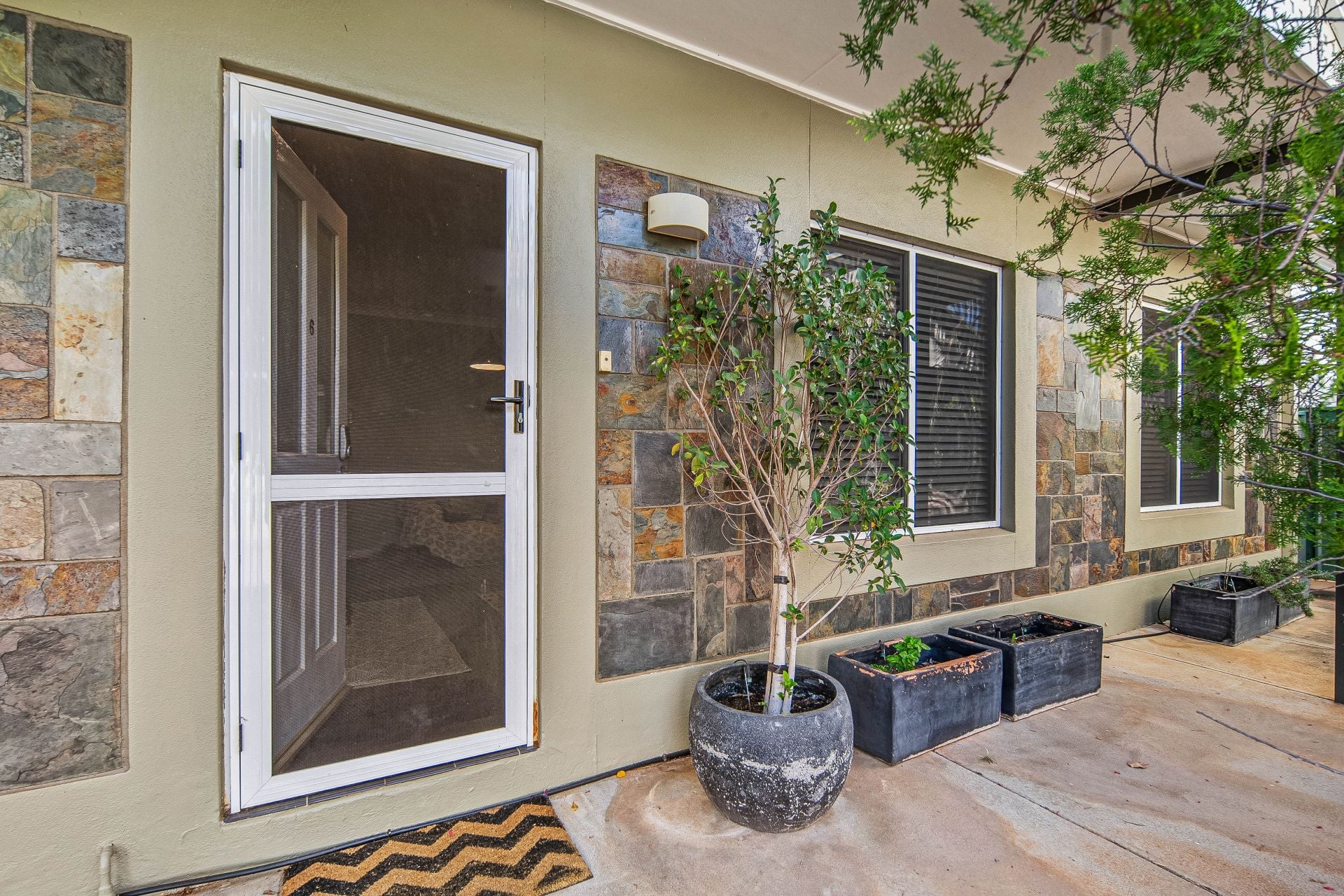6/111 Cromwell Drive Desert Springs NT, Desert Springs - Thumbnail 2