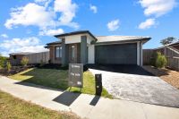 8 Bottlebrush Way, Lucknow VIC