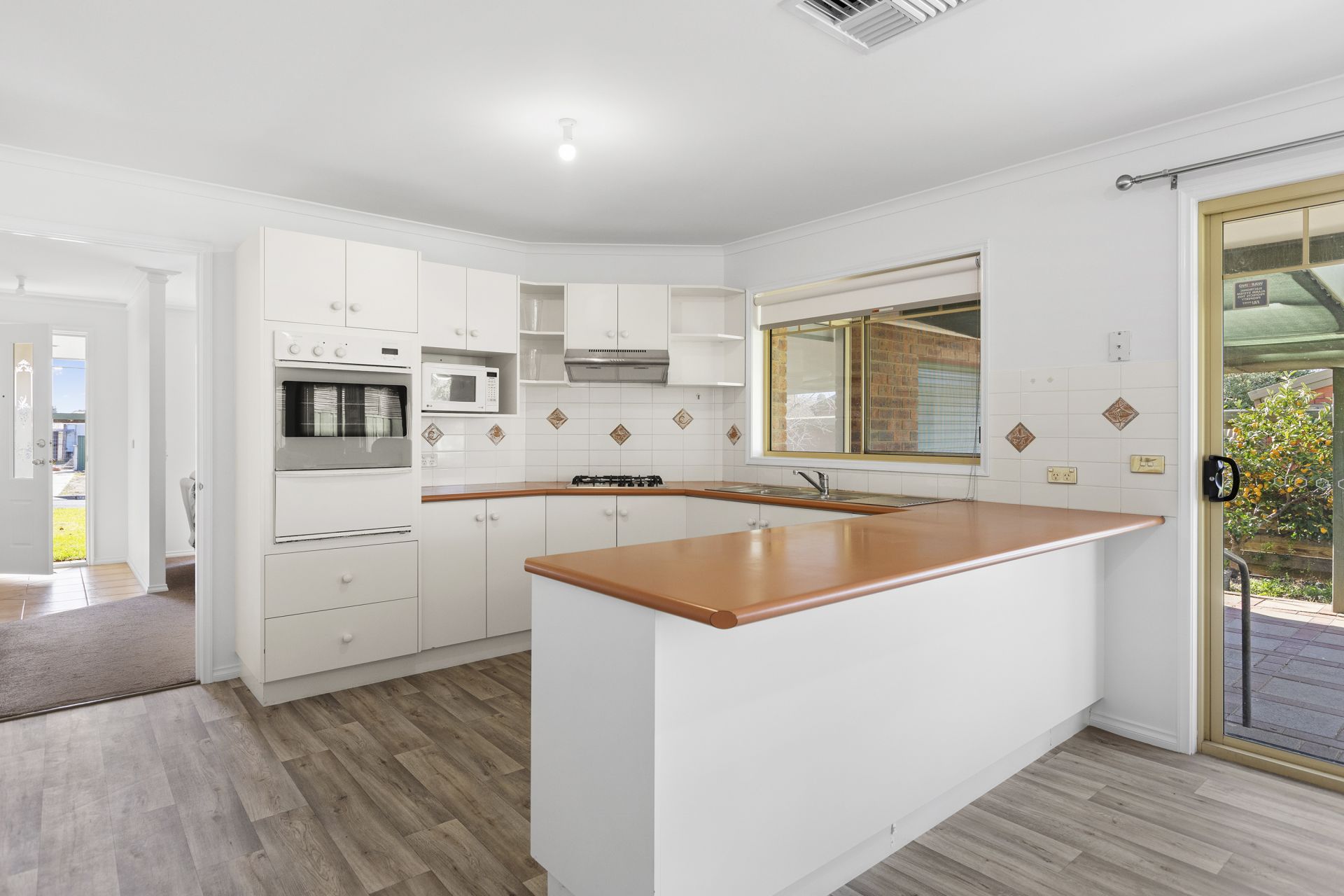 16 Castle Street, North Bendigo, North Bendigo, North Bendigo - Thumbnail 5