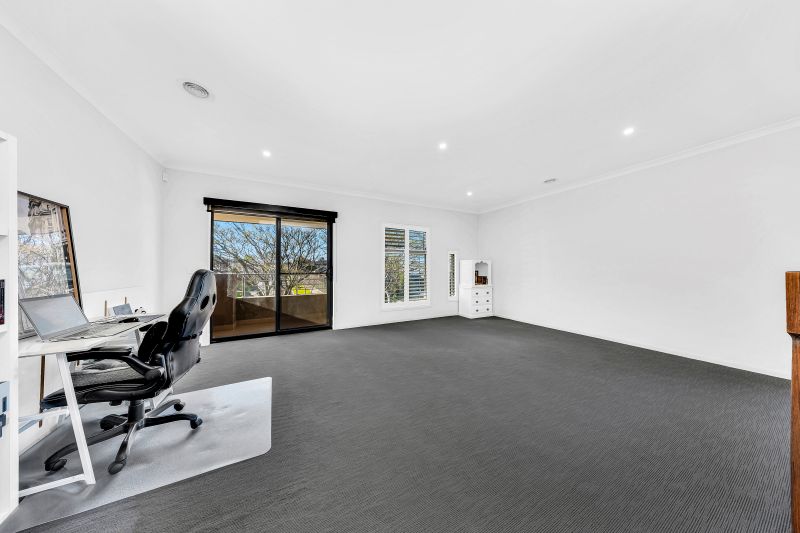 18 Lanai Avenue, Wollert