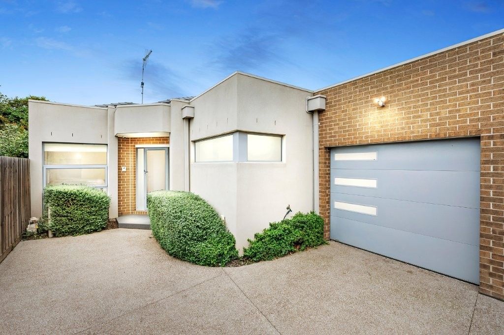 2/158 Roberts Street Yarraville VIC, Yarraville - Thumbnail 2