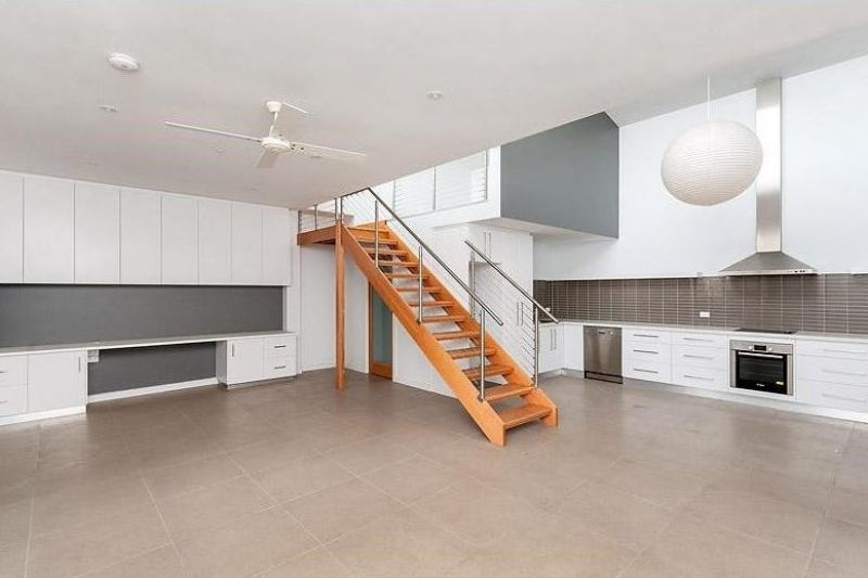 Timeless Warehouse Living in the Heart of Collingwood