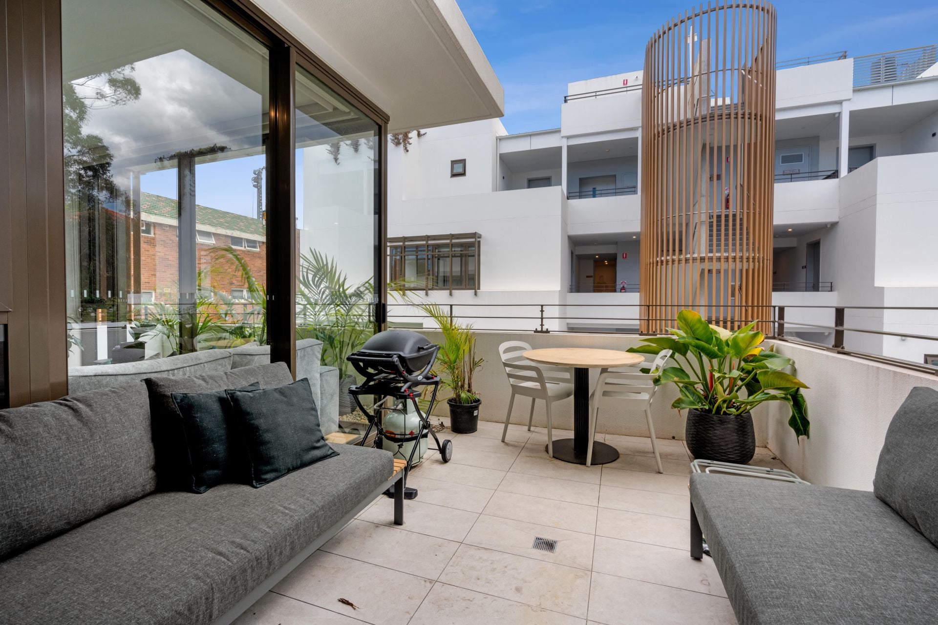 208/105 Wellington Street Bondi Beach NSW, Bondi Beach - Thumbnail 4