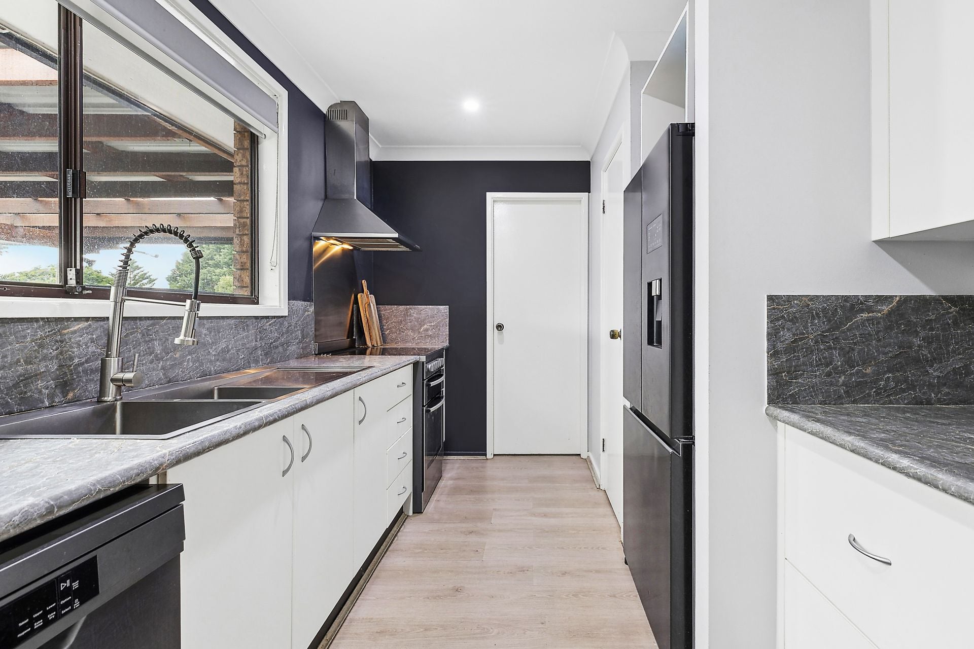 37 Twingleton Avenue, Ambarvale, Ambarvale - Thumbnail 6