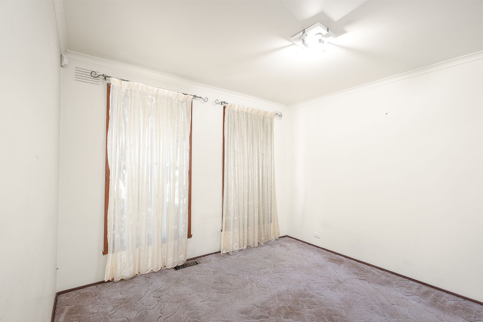 Quiet Court Location