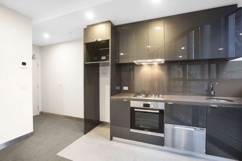 405/33 Clarke Street, Southbank - Thumbnail 4