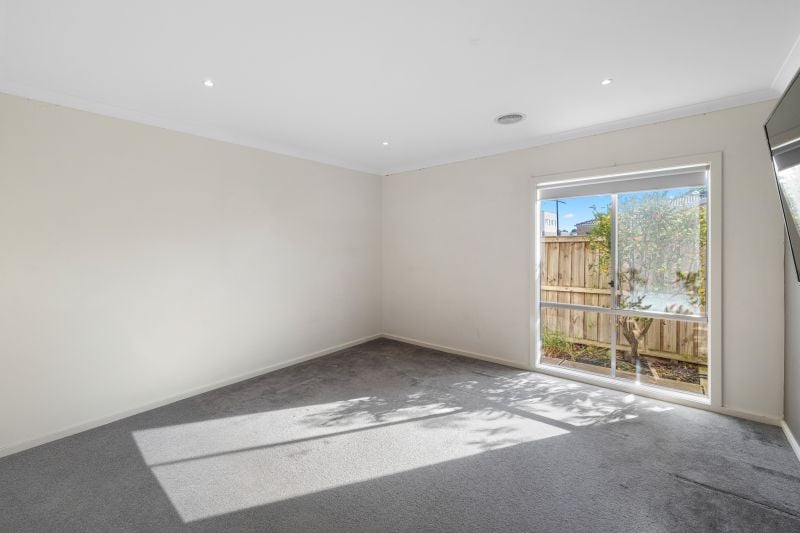 12 Dawkins Avenue, Fraser Rise