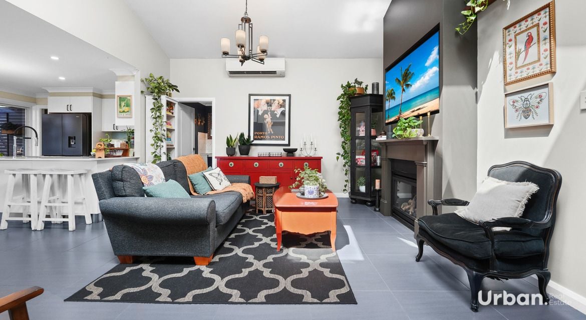 Gregory Hills 21 McKenzie Boulevard