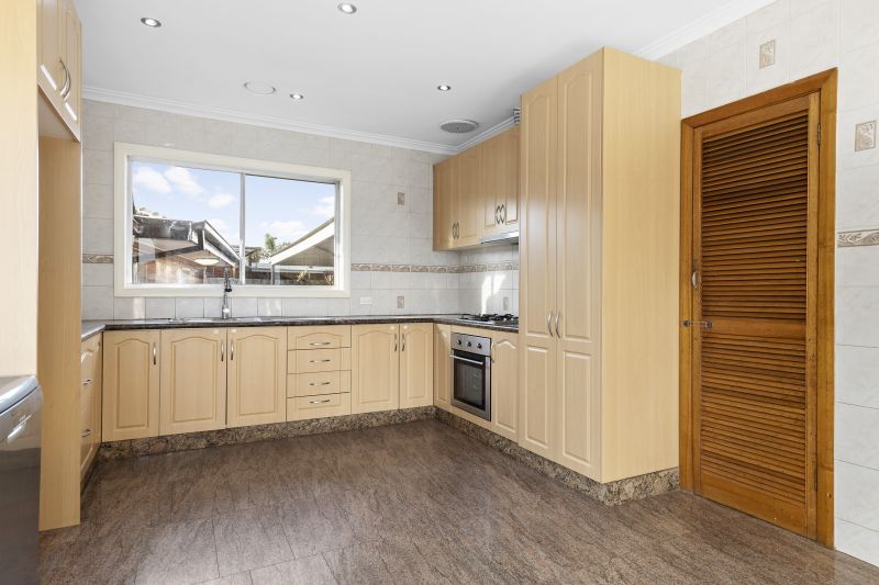 12 Karingal Way, Thomastown