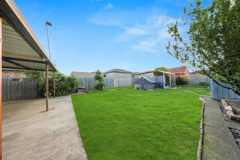 30 Newton Crescent, Lalor