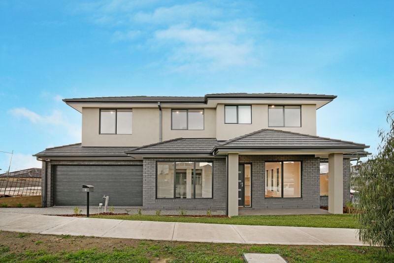 1/2 Brewster Way, Mernda