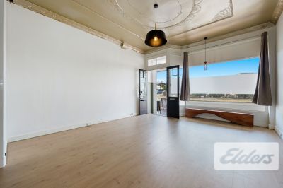 HIGHLY EXPOSED RED HILL OFFICE/RETAIL OPPORTUNITY