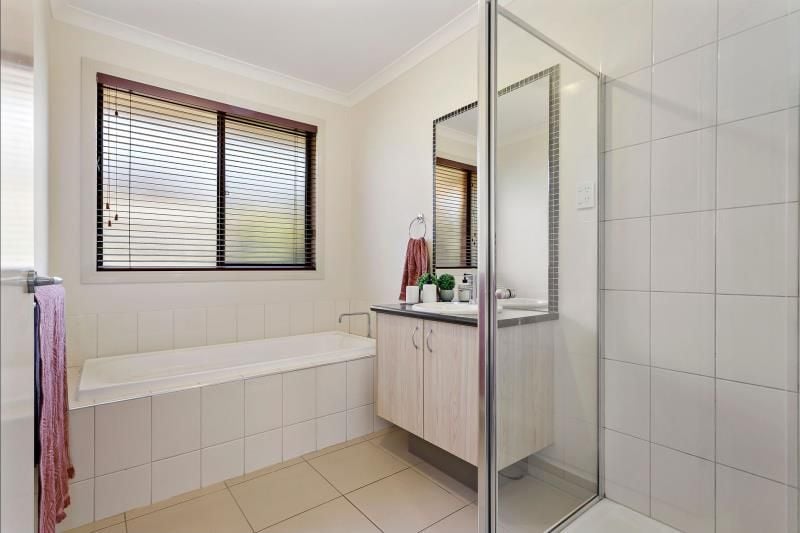 12 Donovan Street, Lalor