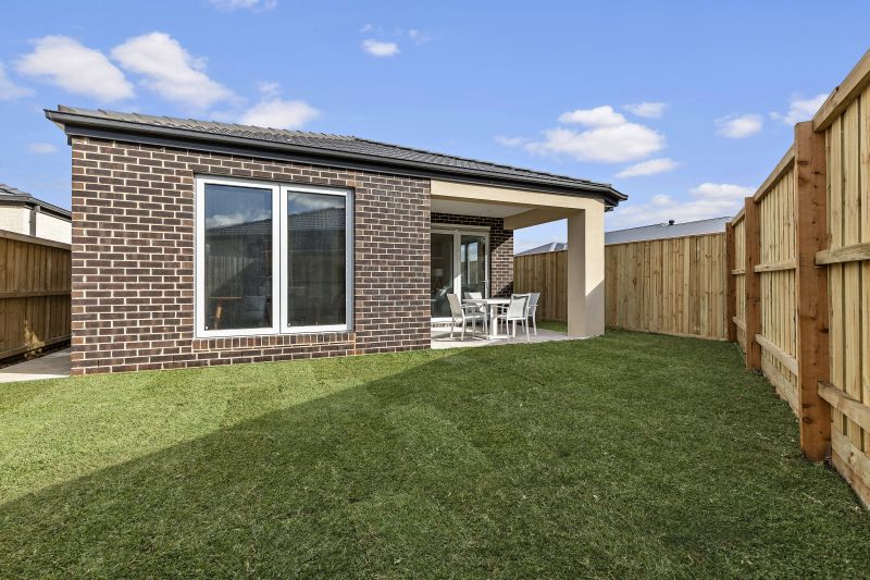 25 Waterside Boulevard, Wollert