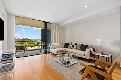 Dolls Point 307/177 Russell Avenue